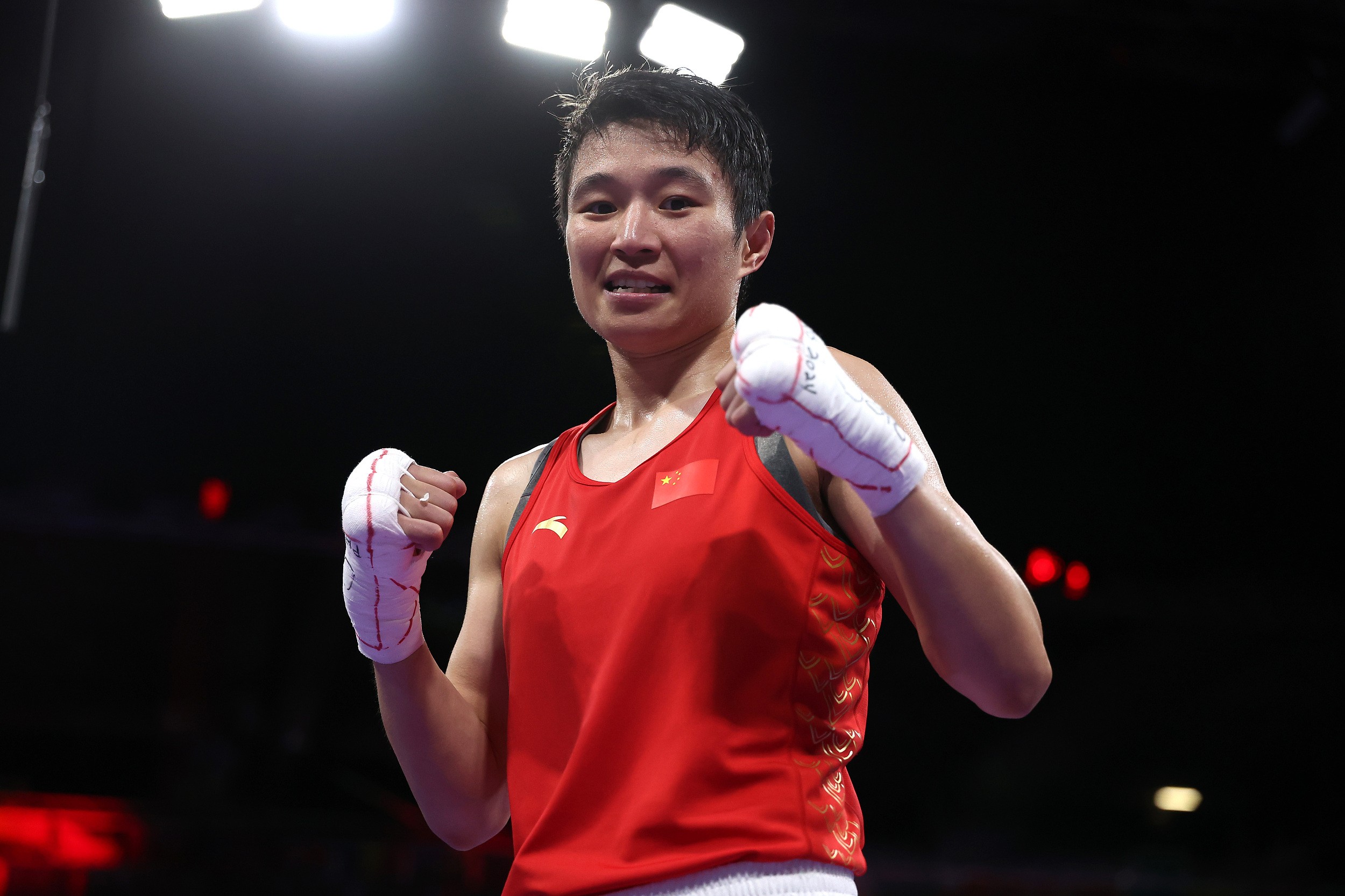 中国跆拳道选手惊艳表现，成功晋级半决赛