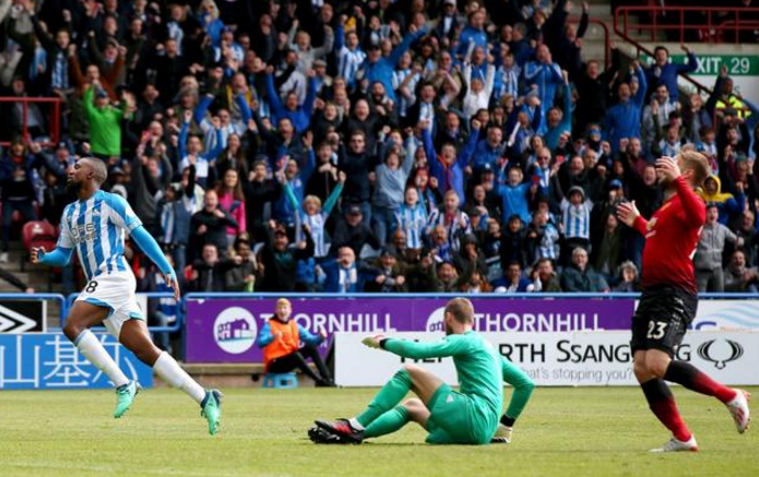 荷兰不堪英格兰一击，三连败续堵的简单介绍