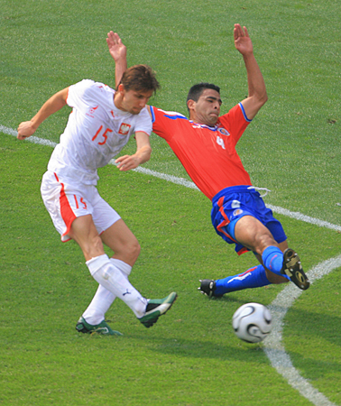 哥斯达黎加球队稳健防守，力克对手的简单介绍