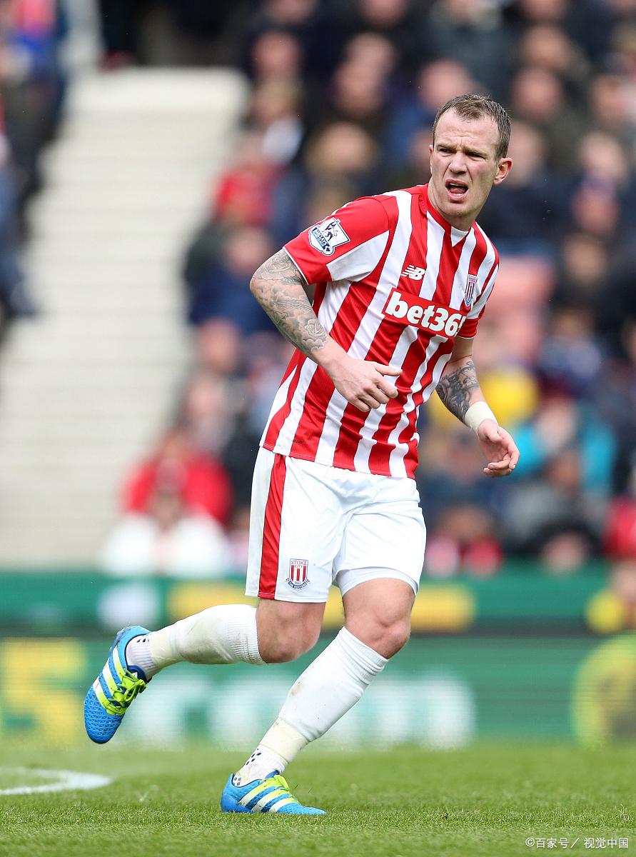 包含斯托克城2-1险胜对手，实力有所提升的词条