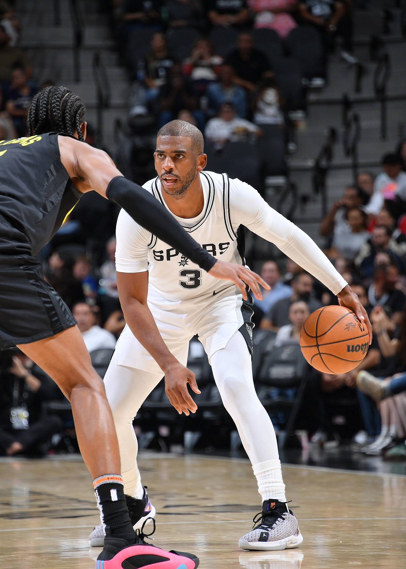 星空体育网站入口-圣安东尼奥马刺临场逆转，击败底特律活塞