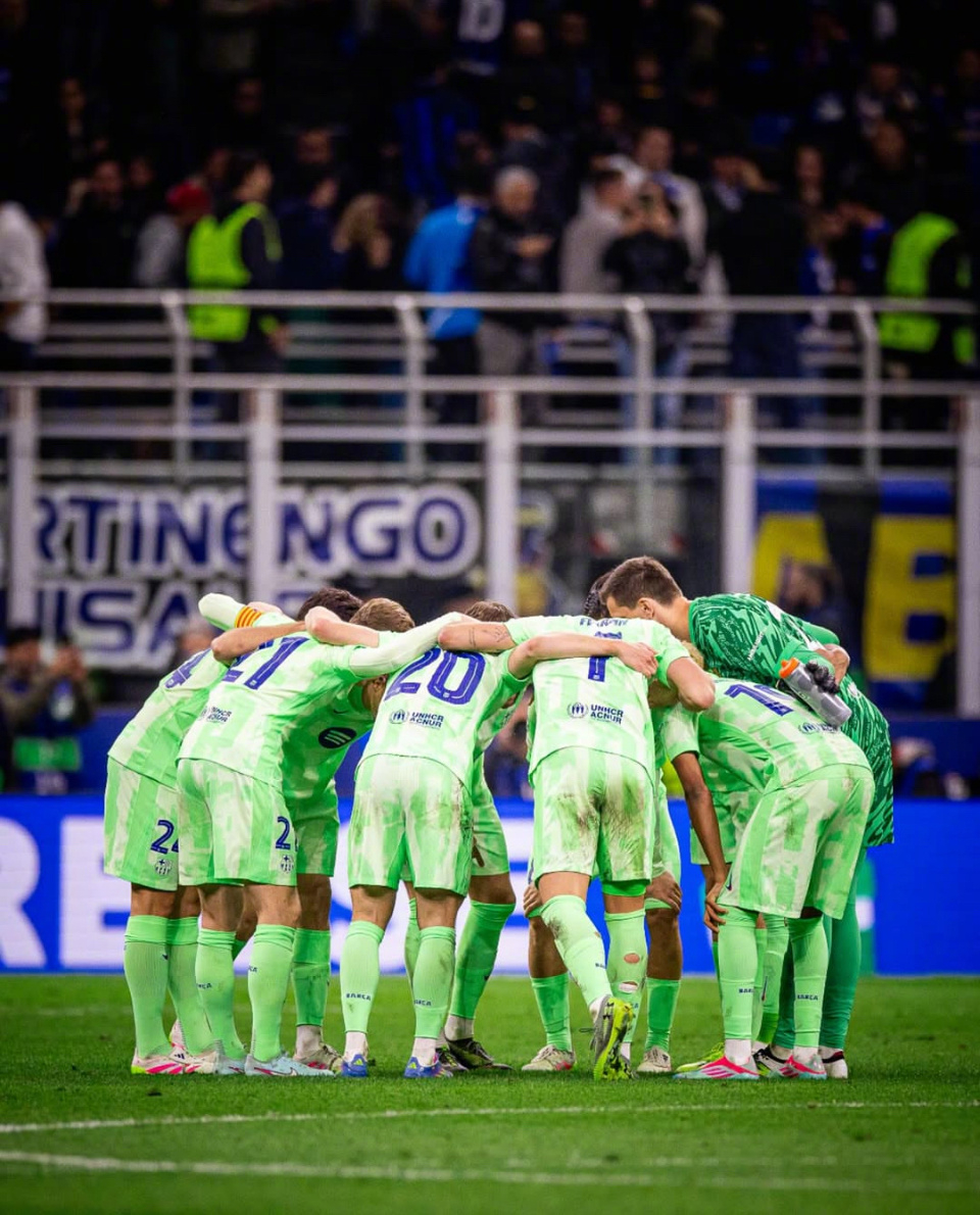 包含尤文遭遇尴尬,欧冠冠军梦遥不可及的词条 包含尤文遭遇尴尬,欧冠冠军梦遥不可及的词条