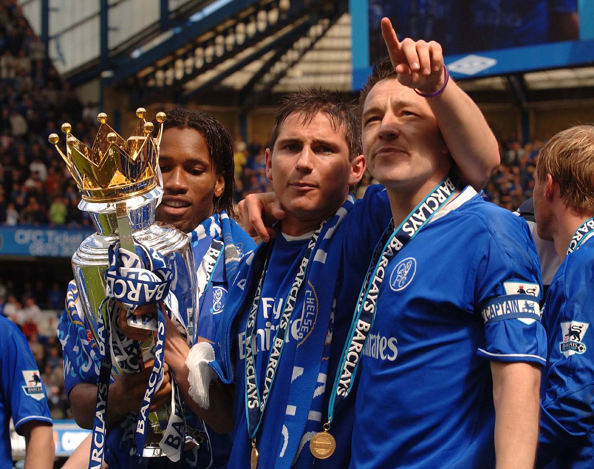 精彩绝伦!比赛中球员们的表现惊艳全场 精彩绝伦!比赛中球员们的表现惊艳全场