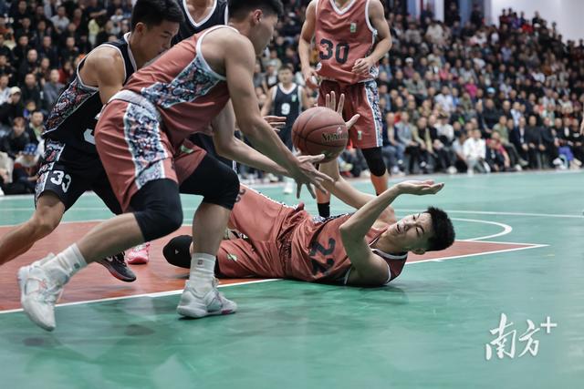 星空体育直播-湖北队士气高涨，大胜对手展现出强大实力的简单介绍