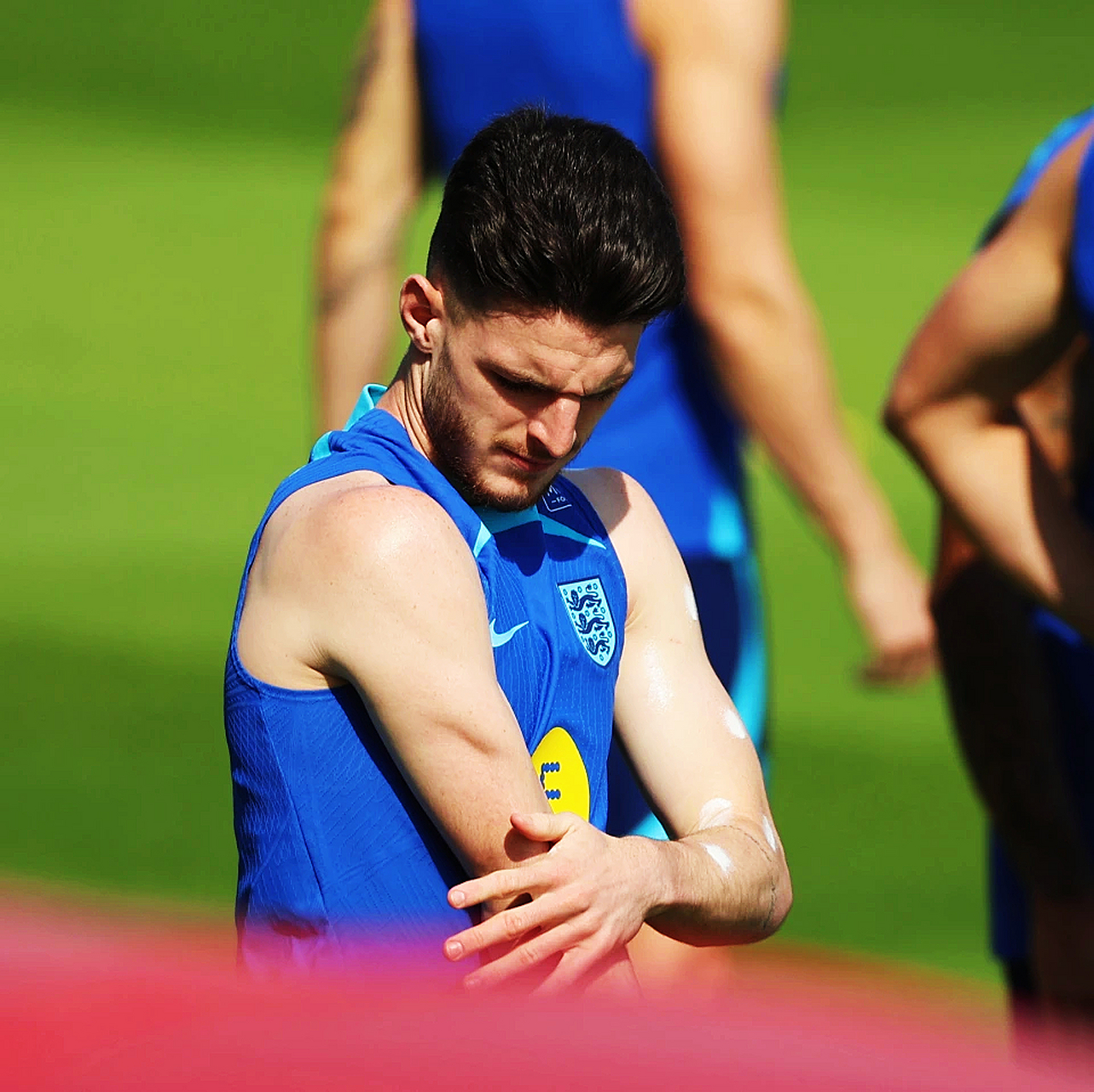 星空体育视频-英格兰队员备战期间秘密活动，备受期待